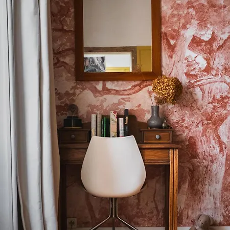 La Bien-aimee Bed and Breakfast