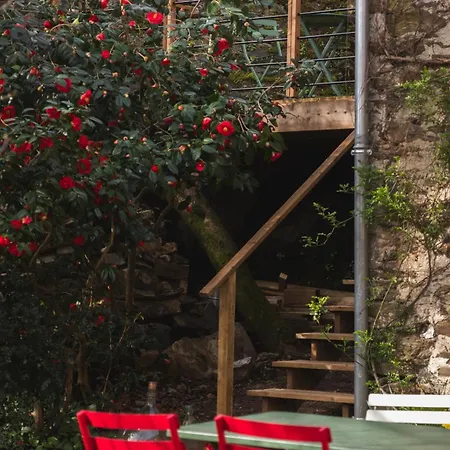Bed & Breakfast La Bien-aimee 3*