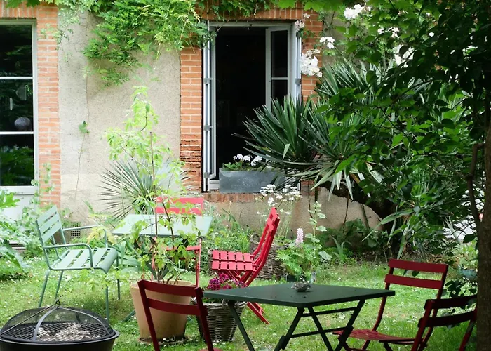 La Bien-aimee Bed & Breakfast