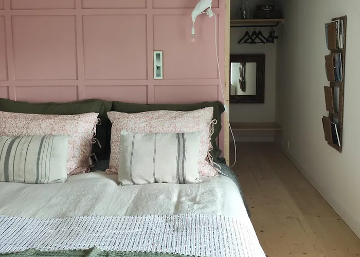 La Bien-aimee Montrevault